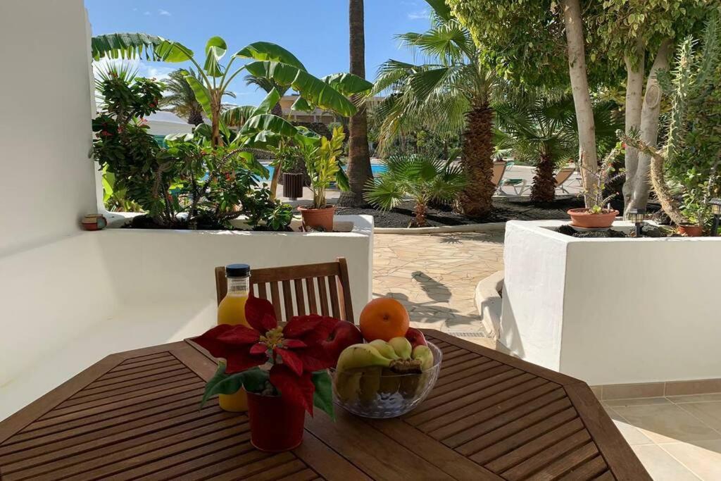 Apartamento Bastian Casas Verdes Costa Teguise Esterno foto