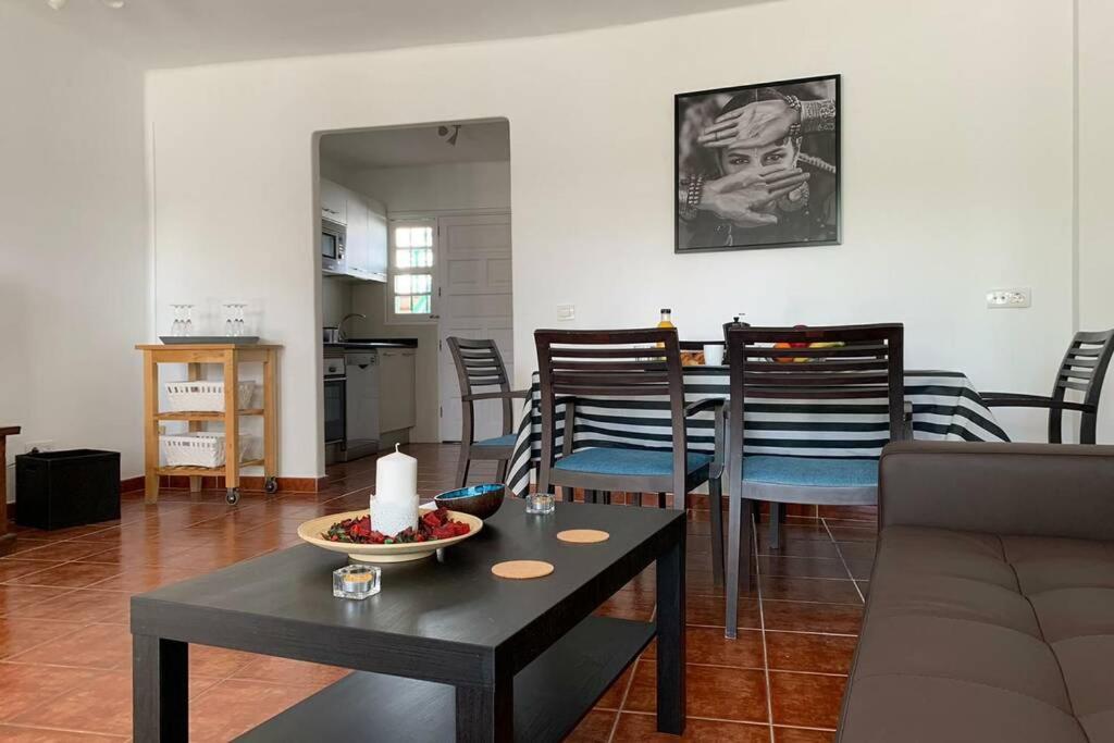 Apartamento Bastian Casas Verdes Costa Teguise Esterno foto