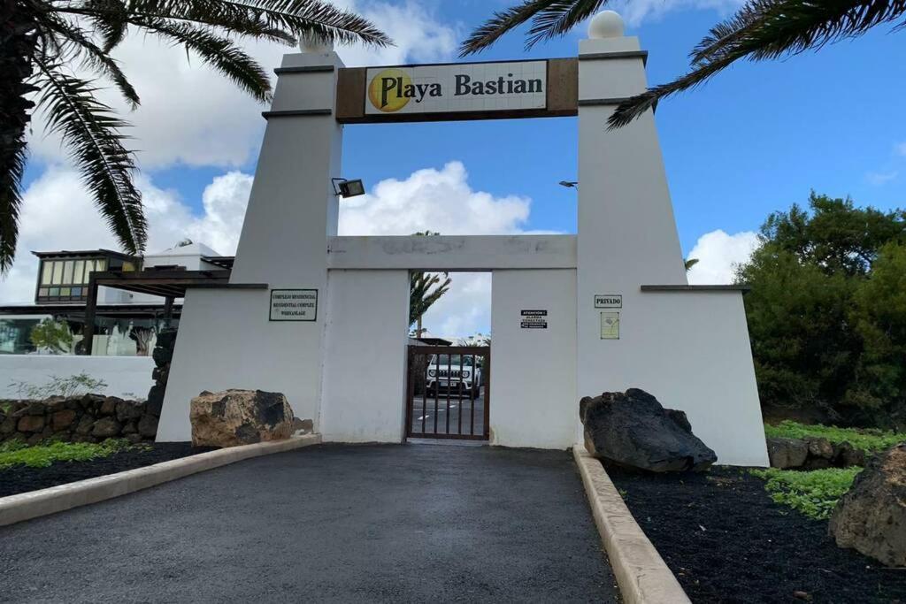Apartamento Bastian Casas Verdes Costa Teguise Esterno foto