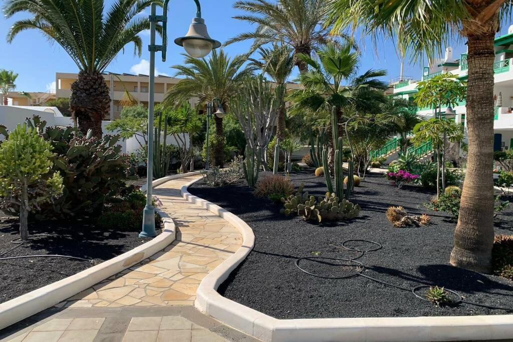 Apartamento Bastian Casas Verdes Costa Teguise Esterno foto