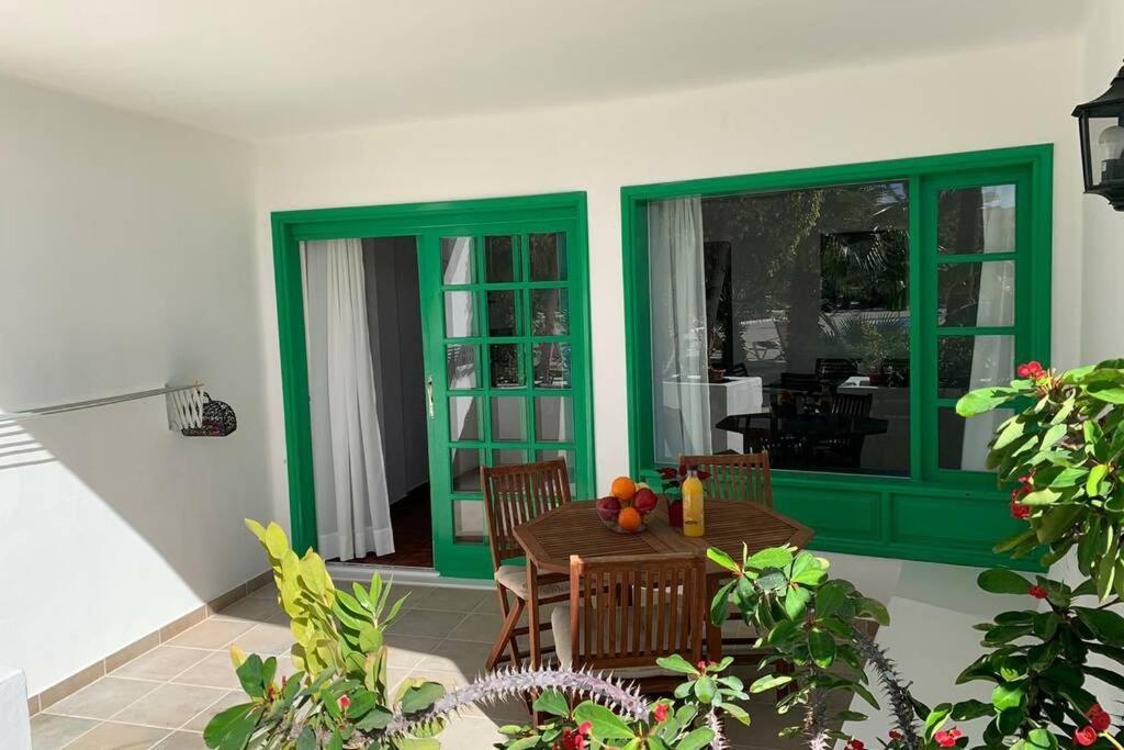 Apartamento Bastian Casas Verdes Costa Teguise Esterno foto